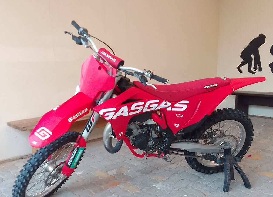 17-gas-gas-enduro-bike-rental-dubai